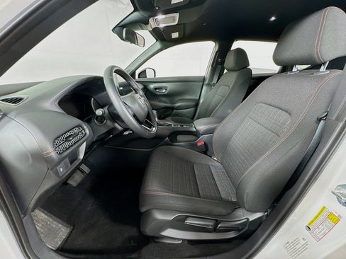 Certified 2026 Honda HR-V Sport image 11