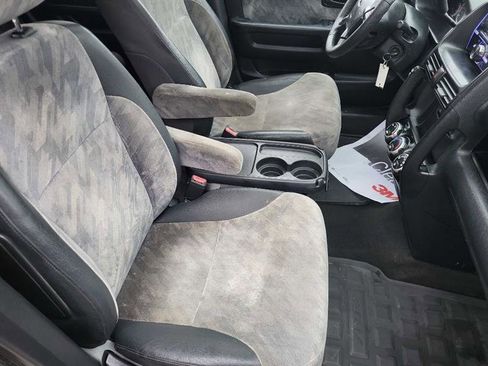 Used 2003 Honda CR-V EX image 10