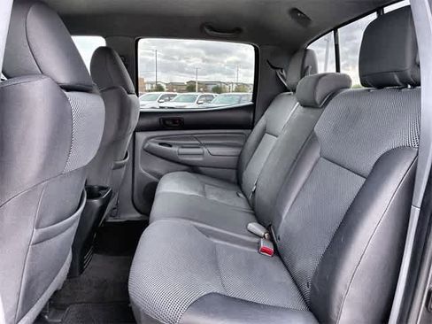 Used 2012 Toyota Tacoma PreRunner image 20