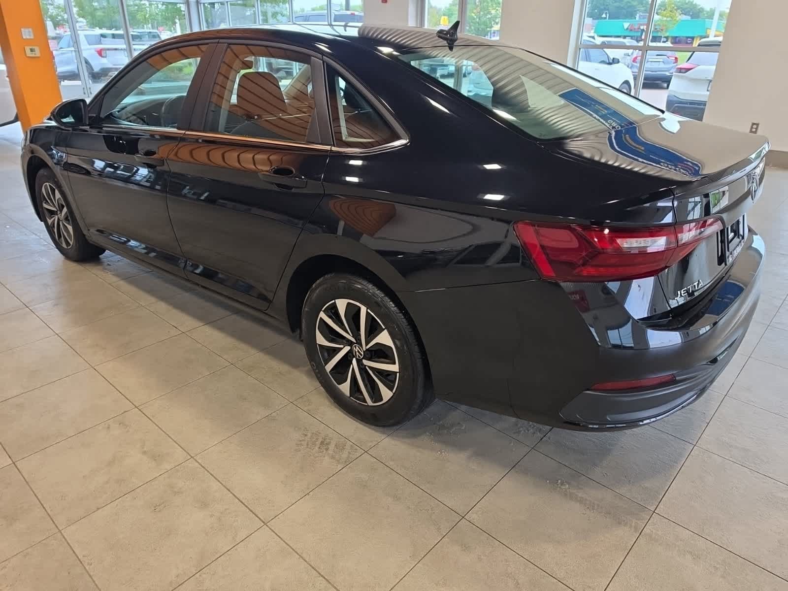 Used 2024 Volkswagen Jetta S FWD image 13