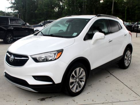 Used 2018 Buick Encore Preferred image 18