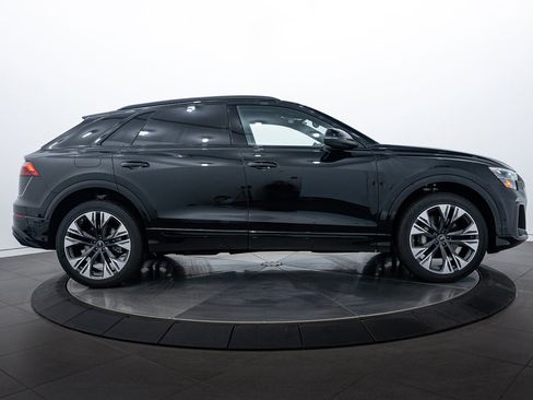 New 2025 Audi Q8 Premium Plus image 3