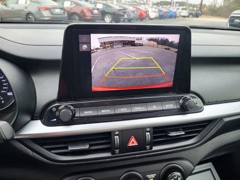 Used 2024 Kia Forte LXS image 16