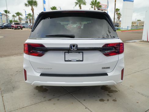 New 2026 Honda Odyssey EX-L image 6
