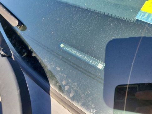 Used 2019 Toyota Highlander Limited Platinum image 13