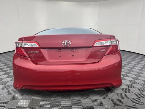 Used 2012 Toyota Camry LE FWD image 9