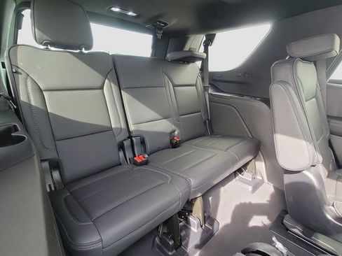 Used 2025 GMC Yukon Denali image 18