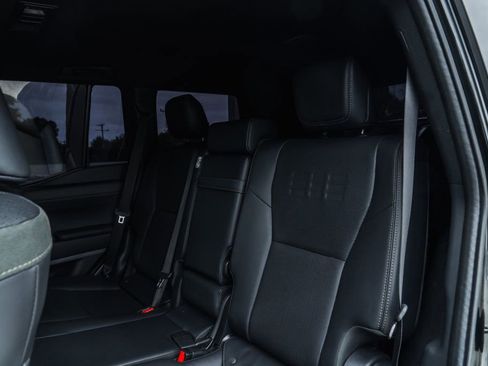 Used 2024 Lexus GX 550 image 23