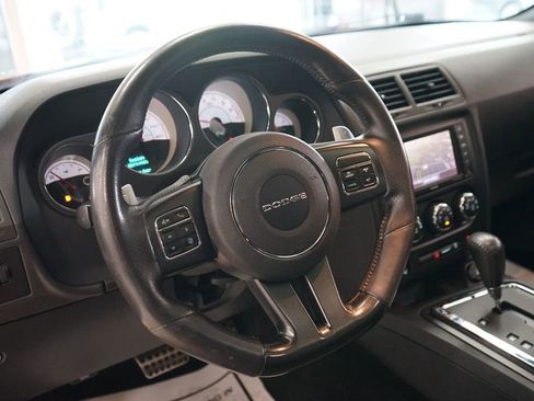 Used 2014 Dodge Challenger R/T RWD image 30