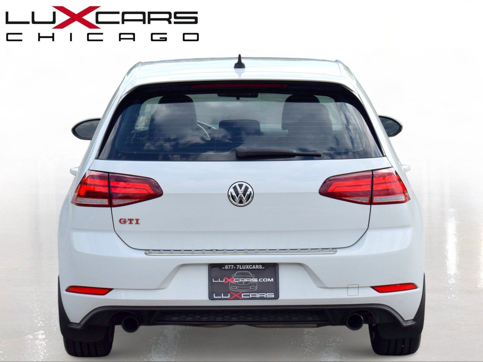 Used 2019 Volkswagen GTI SE FWD image 10
