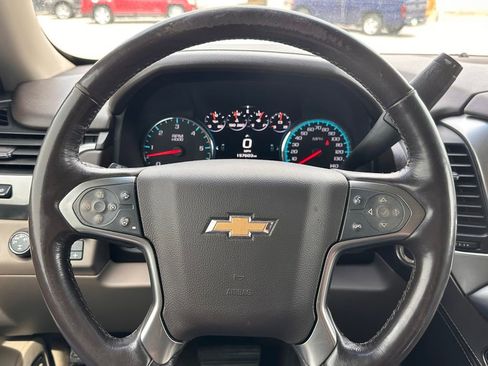 Used 2016 Chevrolet Suburban LTZ image 28