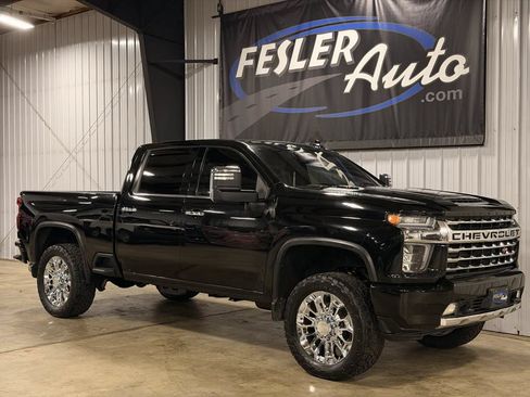 Used 2021 Chevrolet Silverado 2500 LTZ w/ LTZ Convenience Package AWD/4WD image 3