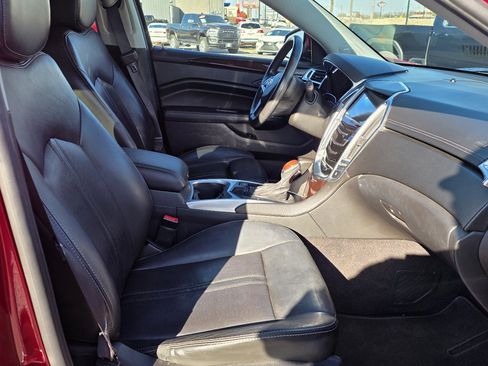 Used 2016 Cadillac SRX Luxury image 17