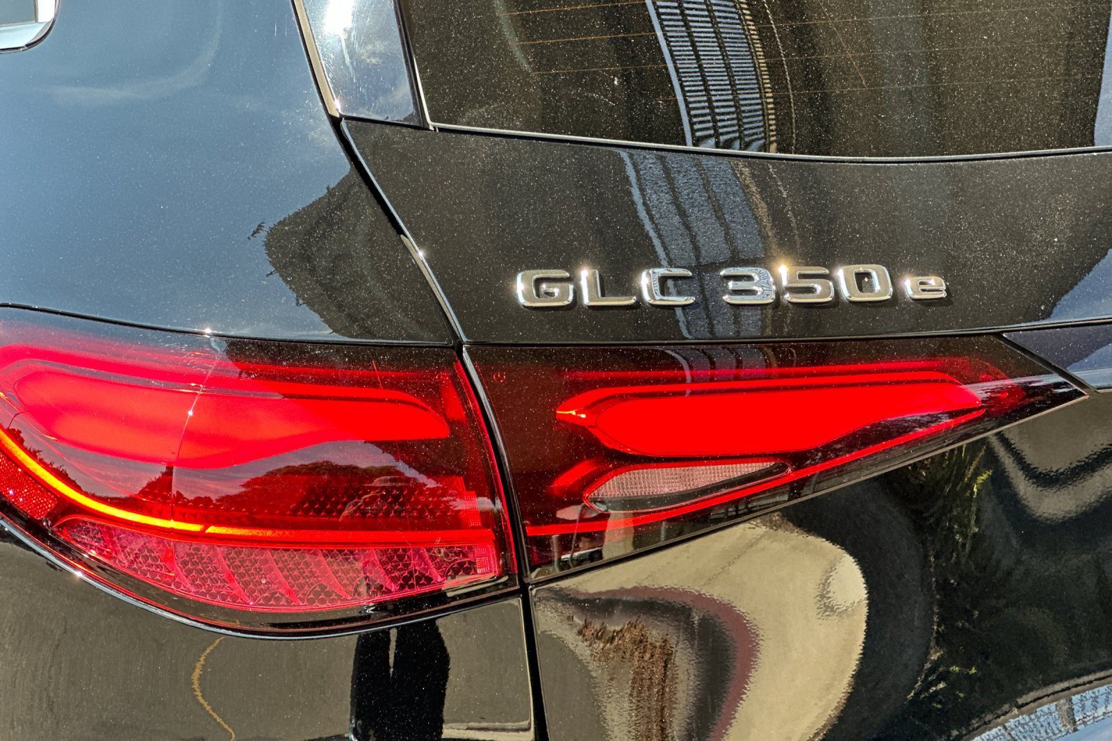 Certified 2025 Mercedes-Benz GLC 350e 4MATIC image 31