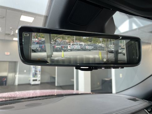 New 2025 Jeep Grand Cherokee Limited w/ Luxury Tech Group II image 23