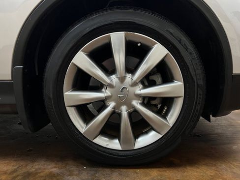 Used 2017 INFINITI QX50 AWD image 11