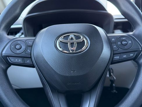 New 2026 Toyota Corolla Cross L image 21