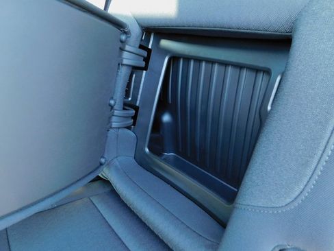 Used 2024 Chevrolet Silverado 2500 LT w/ Safety Package image 21