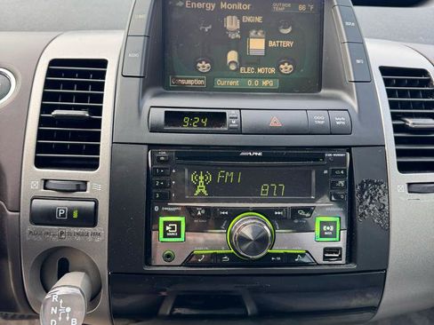 Used 2004 Toyota Prius image 15