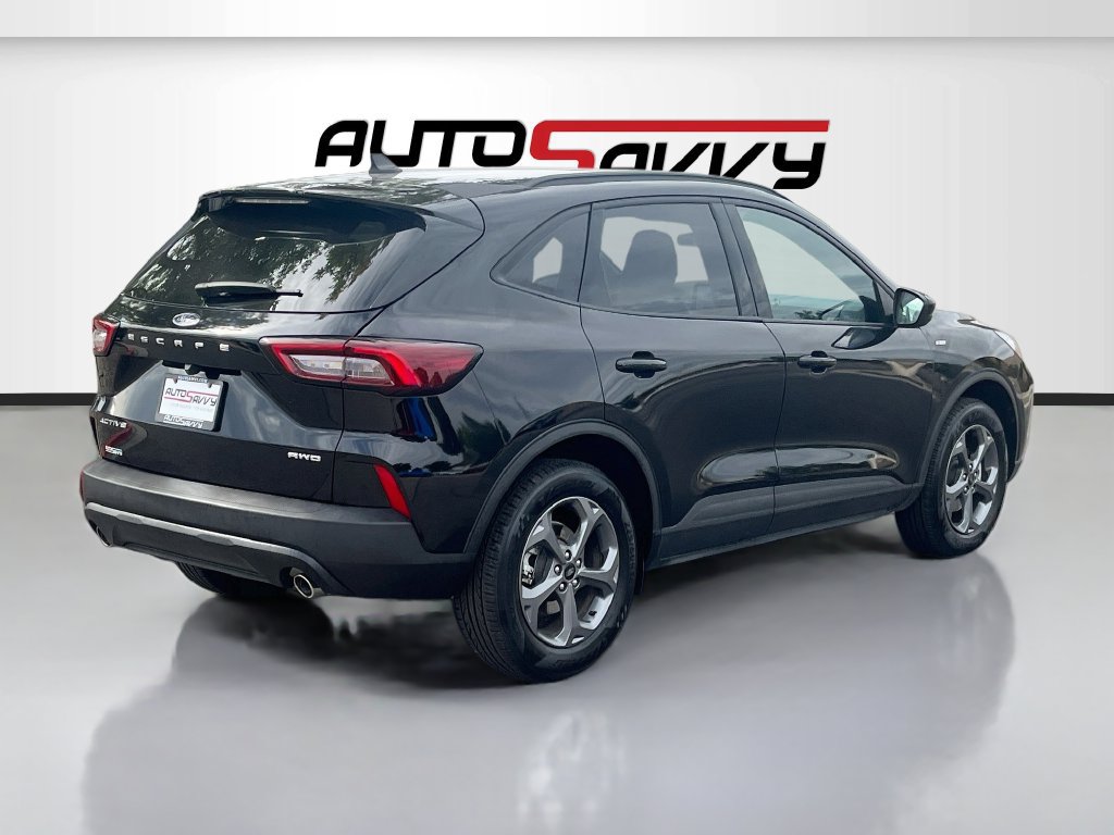 Used 2025 Ford Escape ST-Line Select AWD/4WD image 7