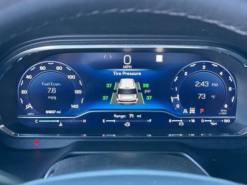 Used 2022 Chevrolet Tahoe Z71 w/ Z71 Off-Road Package image 19