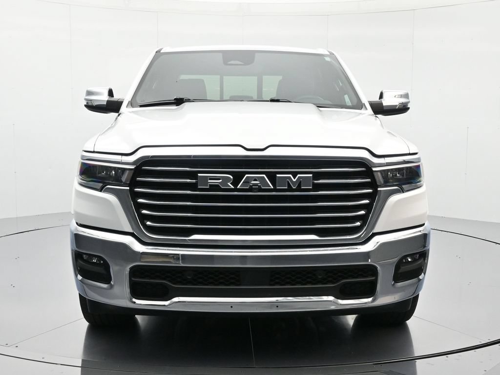 Used 2025 RAM 1500 Laramie AWD/4WD image 2