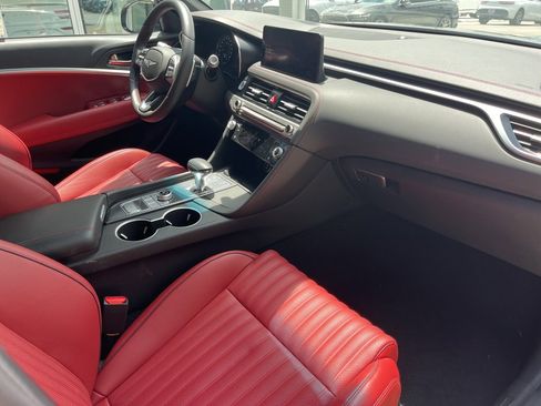 Used 2025 Genesis G70 3.3T Advanced image 14