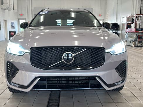 Used 2026 Volvo XC60 B5 Plus AWD/4WD image 10