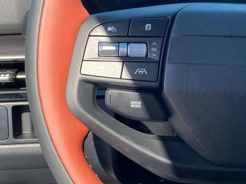 New 2026 Kia Sportage SX FWD image 16