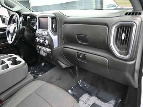 Used 2022 GMC Sierra 2500 SLE w/ SLE Convenience Package image 40