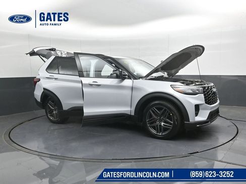 New 2026 Ford Explorer ST w/ Sun And Sound Package image 52