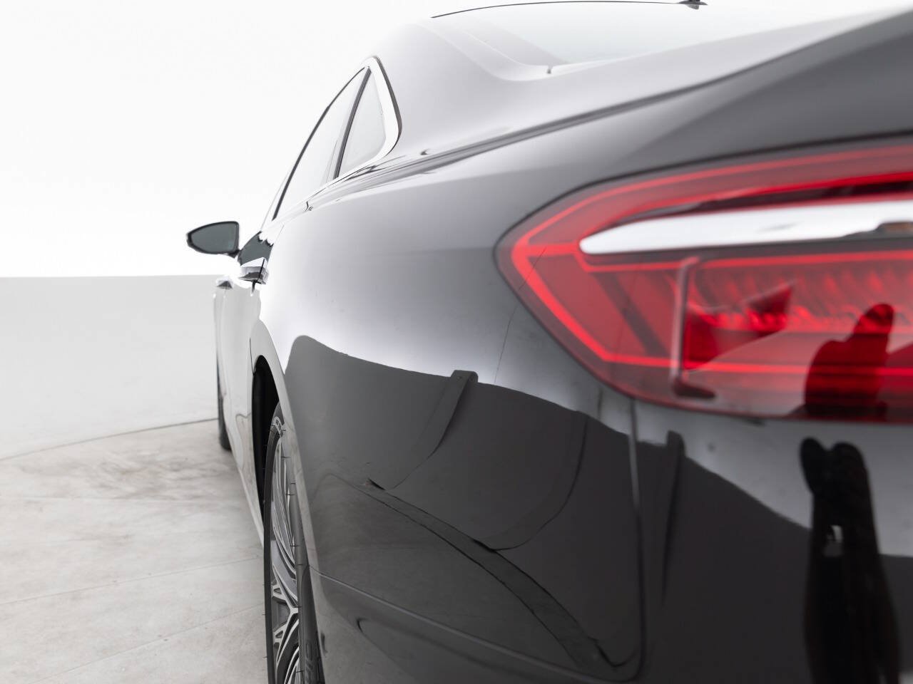 Used 2020 Audi A8 L 4.0T w/ Executive Package AWD/4WD image 13