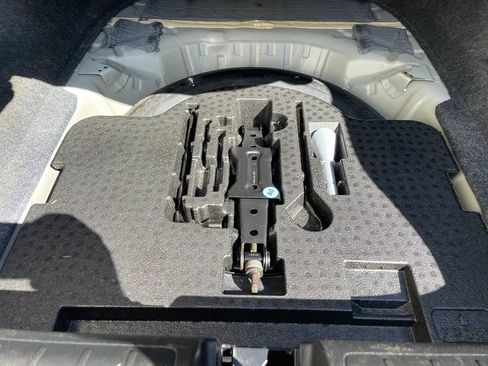 Certified 2019 Honda Accord LX image 9