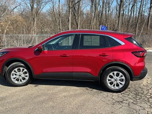 Certified 2023 Ford Escape Active w/ Tech Pack #2 image 5