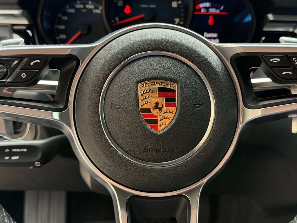 Used 2021 Porsche Macan AWD/4WD image 36