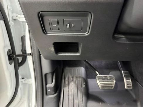 New 2026 Land Rover Discovery Dynamic SE AWD/4WD image 30