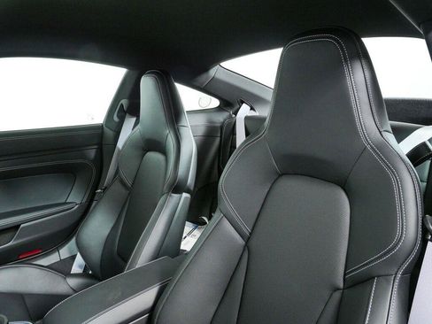 New 2026 Porsche 911 Carrera T RWD image 5