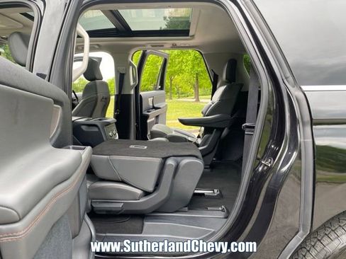 Used 2025 Ford Expedition Max Active AWD/4WD image 42