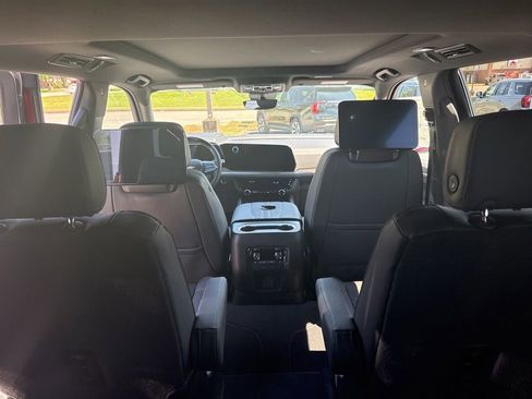 New 2026 Chevrolet Tahoe High Country AWD/4WD image 12