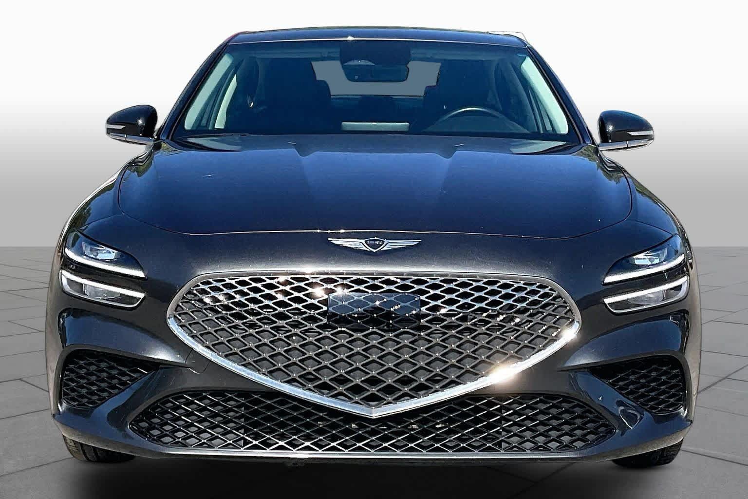 Used 2025 Genesis G70 2.5T RWD image 4