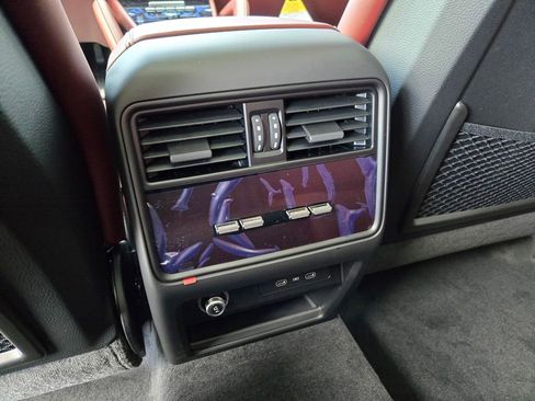 New 2026 Porsche Cayenne S image 18