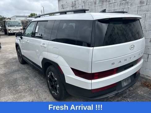 Used 2024 Hyundai Santa Fe SEL image 11