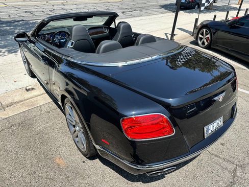 Used 2016 Bentley Continental GT image 15