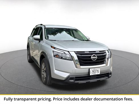 Used 2025 Nissan Pathfinder SV AWD/4WD image 1