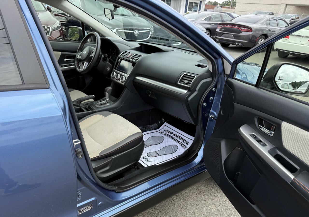 Used 2017 Subaru Crosstrek 2.0i Premium AWD/4WD image 13