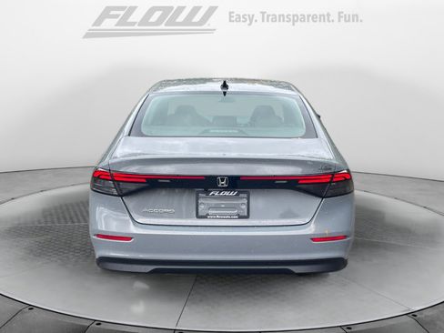 New 2025 Honda Accord SE image 6
