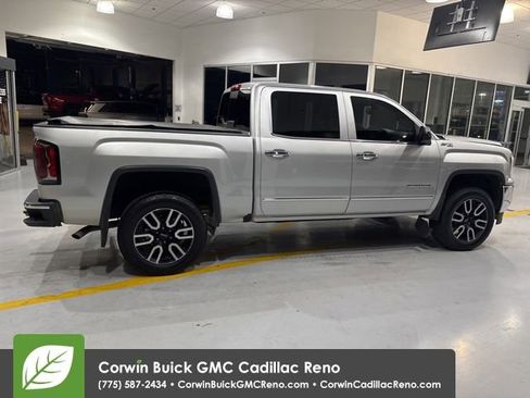 Used 2018 GMC Sierra 1500 SLT w/ SLT Premium Package image 9