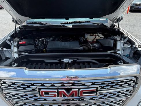 Used 2022 GMC Sierra 1500 Denali w/ Denali Premium Package AWD/4WD image 41