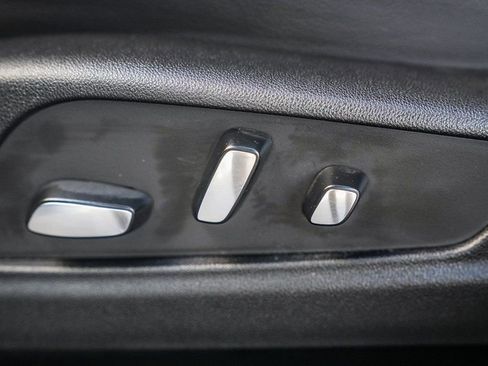 Used 2025 Cadillac XT5 Premium Luxury image 20