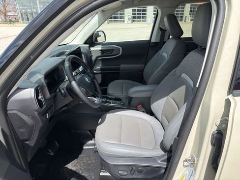Used 2025 Ford Bronco Sport Outer Banks w/ Outer Banks Tech Package+ AWD/4WD image 13